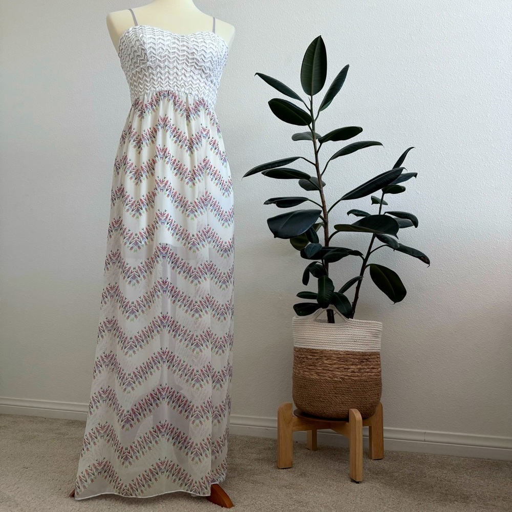 TRIXXI Spaghetti strap maxi dress with padded lace top size M